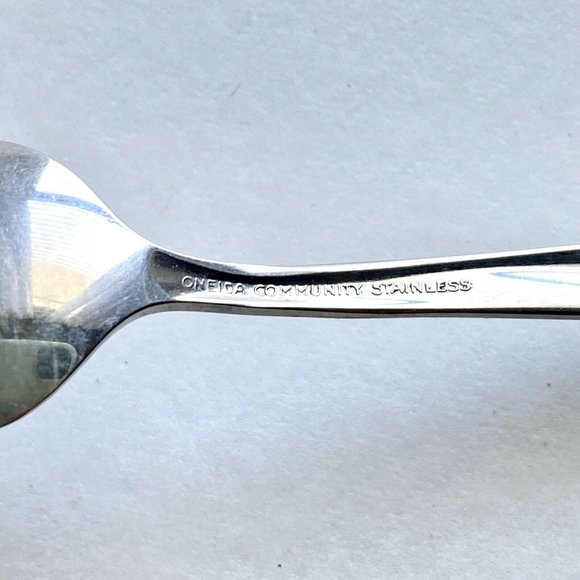 Vintage Oneida Stainless Twin Star Demitasse Spoon General Mills Betty Crocker - Picture 3 of 7